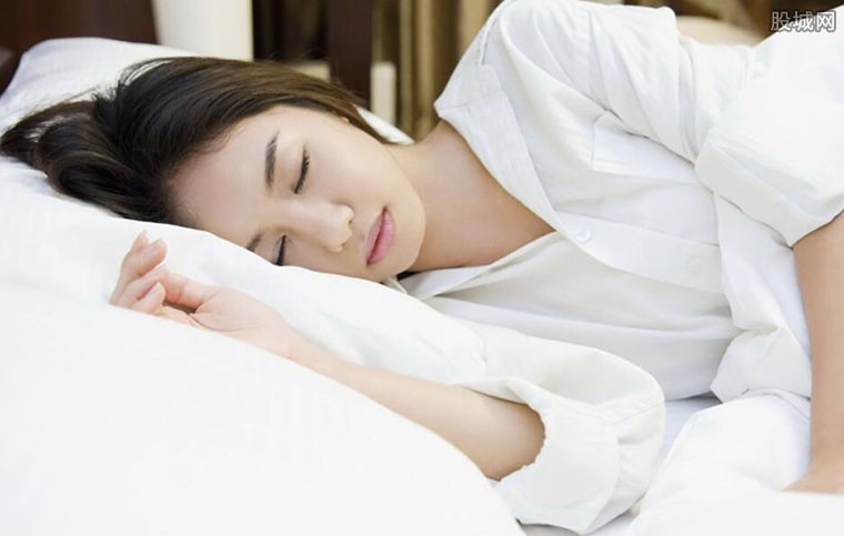 23岁年轻女子经常白天犯困甚至秒睡一查可坏事了（太可怕了）