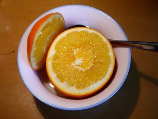为什么吃了蒸橙子咳嗽得更厉害了（蒸橙子适合什么咳嗽）