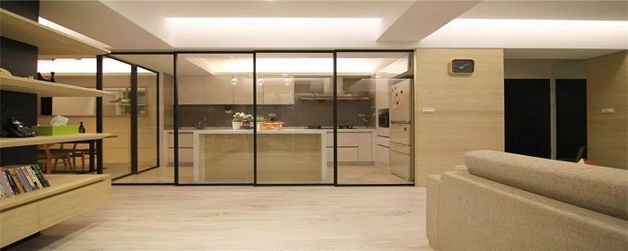 厨房玻璃门用透明玻璃还是磨砂玻璃（玻璃门种类有哪些）