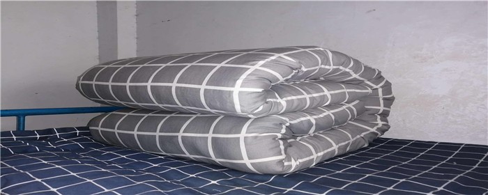 1.5*2的床用多大的被子和床单（被子的种类）