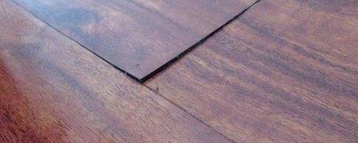 木地板起拱简单处理方法（木地板保养方法）