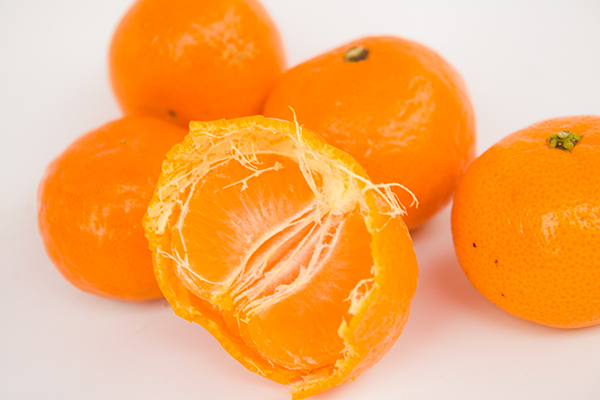 吃什么水果可以降火（为啥吃橘子上火，吃橙子却败火？3种“上火”的水果，要多加注意）